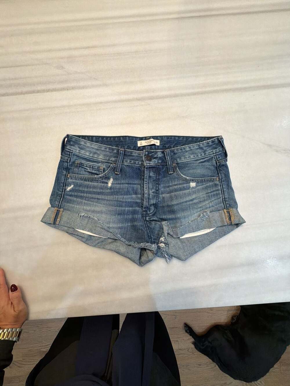 Abercrombie & Fitch Denim Shorts Size 29 Distressed Cuffed Blue Denim